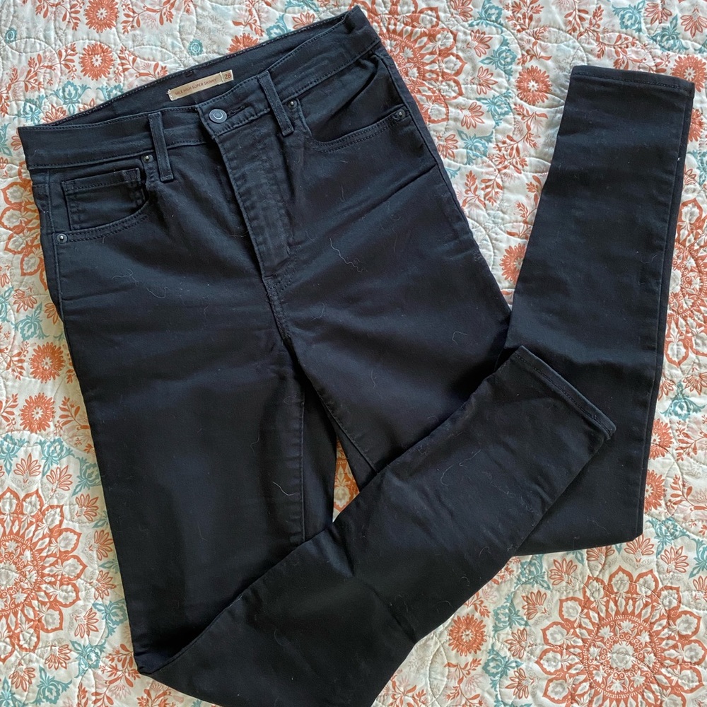 Levi’s- Black Mile High Waisted Jeans